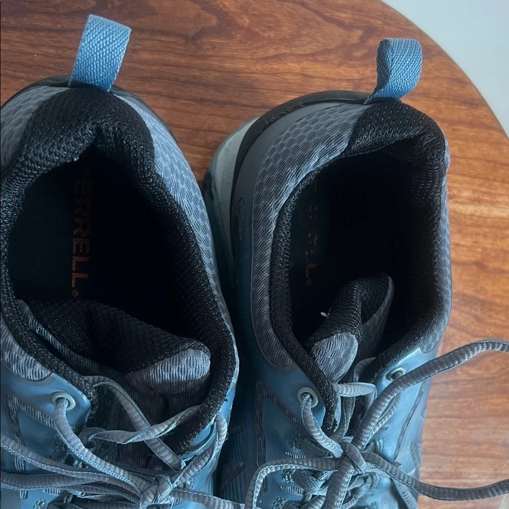 Merrell Women's Black and Gray Athletic Shoes vibram soles